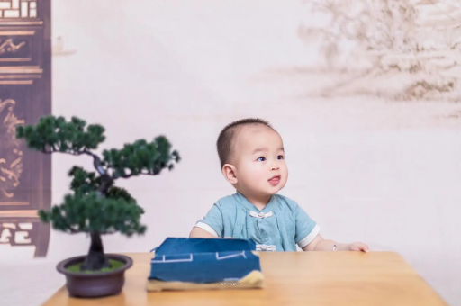 茌平宝宝总是抠鼻子 茌平宝宝总是抠鼻子